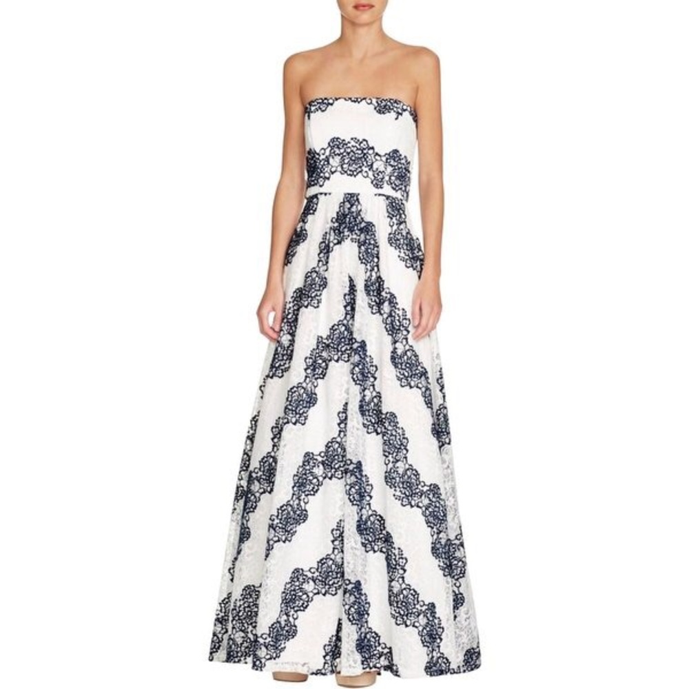 Avery G Womens Evening Dress Lace Strapless